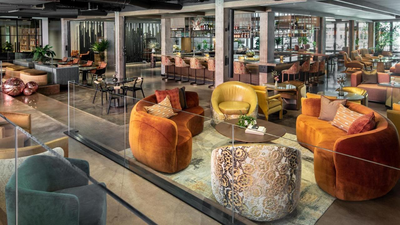 ยอร์ส ทรูลี ดีซี Hotel วอชิงตัน ภายนอก รูปภาพ The lounge at the airport