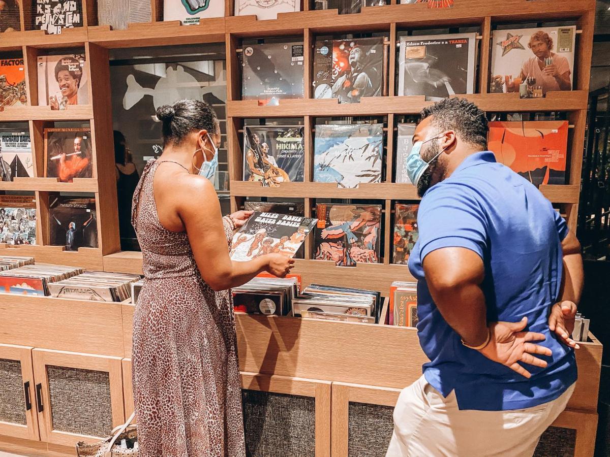 ยอร์ส ทรูลี ดีซี Hotel วอชิงตัน ภายนอก รูปภาพ Record store day 2019