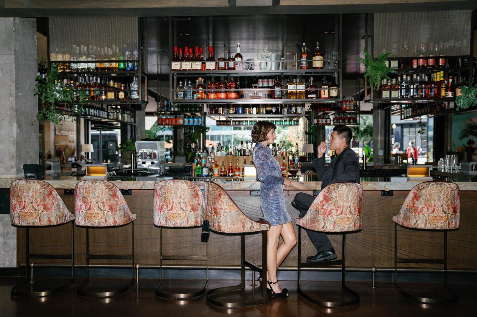 ยอร์ส ทรูลี ดีซี Hotel วอชิงตัน ภายนอก รูปภาพ The bar at the London Edition